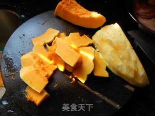 豆豉蒜茸炒南瓜的做法步骤：2