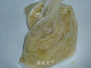 下午茶轻松做：香蕉巧克力冰激凌的做法步骤：2