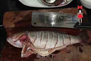 清香鲈鱼豆腐的做法步骤：1