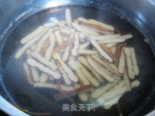 凉拌芹菜香干的做法步骤：6