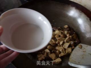 抗癌解毒----------红白豆腐溜草菇的做法步骤：10