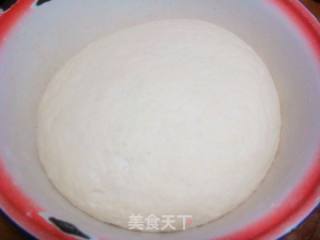 葱花油卷的做法步骤：1