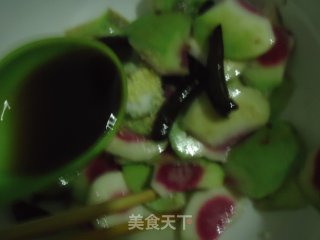 酸辣萝卜皮的做法步骤：6