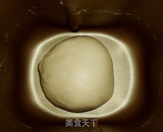 用面包的手法做饼更好吃—香葱面包饼的做法步骤：1