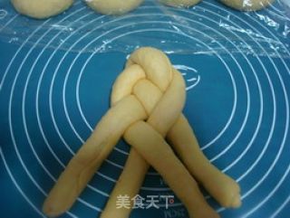 【南瓜的花样年华】南瓜编花面包的做法步骤：6