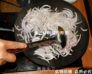 吉野家招牌牛肉饭做法*速成法*（实物拍摄）的做法步骤：4
