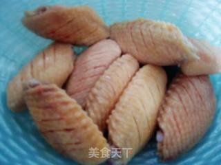 【简单美味的可乐鸡翅】的做法步骤：2