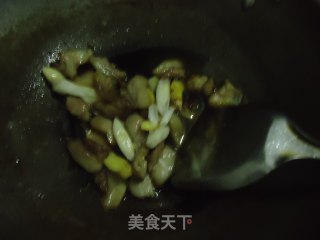 猪肉焖豆角的做法步骤：5