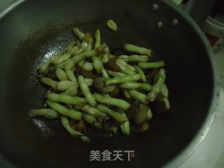 猪肉焖豆角的做法步骤：7