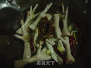 酱香凤爪的做法步骤：5