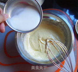 奶酪伪戚风蛋糕—— 电饭锅做的做法步骤：7