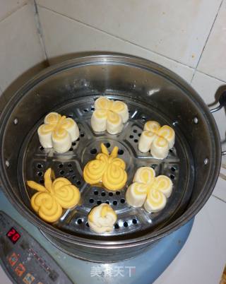 双色南瓜卷的做法步骤：10