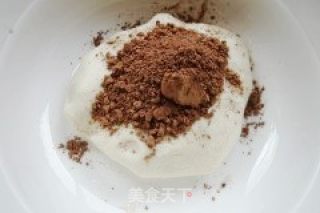 八字胡小丑的做法步骤：3