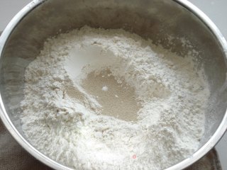 奶香馒头的做法步骤：1