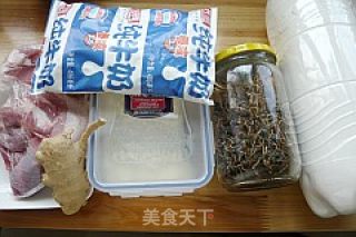 马齿苋干猪肉包的做法步骤：1