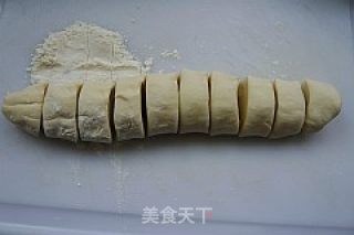 马齿苋干猪肉包的做法步骤：8