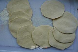 马齿苋干猪肉包的做法步骤：10