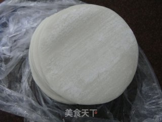 芹菜馅水饺的做法步骤：1