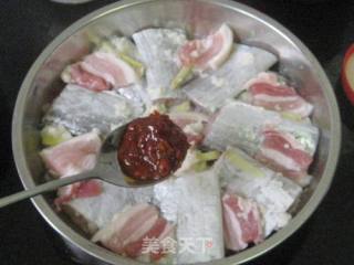 咸肉酒酿蒸带鱼的做法步骤：4