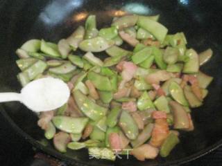 咸肉扁豆饭的做法步骤：6
