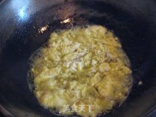 农家菜籽油版番茄炒蛋的做法步骤：3