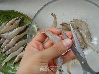 茶香盐焗虾的做法步骤：1