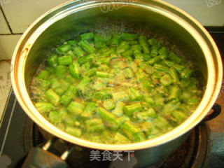 南菜北做【橄榄菜肉沫四季豆】的做法步骤：4