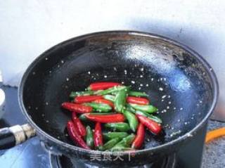 绝辣双椒的做法步骤：3