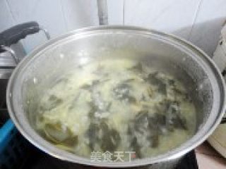 咸猪骨菜干粥的做法步骤：6