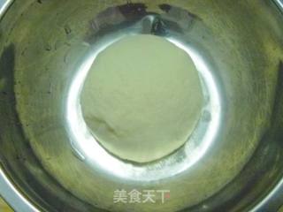 【简单制作的花样饼大全】牛肉玉米发面馅饼的做法步骤：3