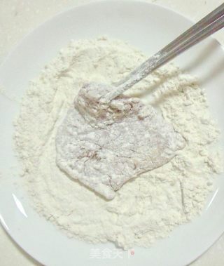 有爱的便当最美味—猪排爱心饭的做法步骤：4