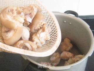 黄豆腌笃鲜的做法步骤：3