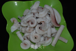潮汕咸菜炒墨斗须的做法步骤：4