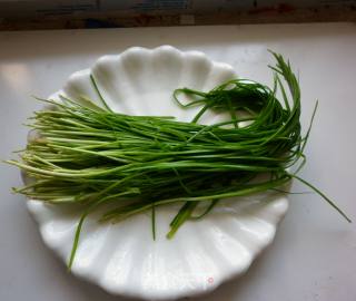 猪耳朵韭菜鲜肉饺子的做法步骤：3