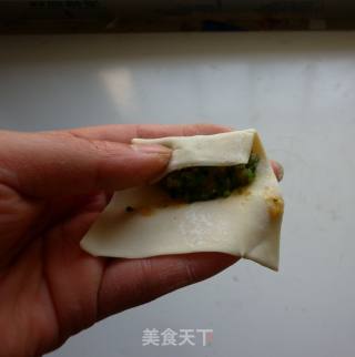 猪耳朵韭菜鲜肉饺子的做法步骤：12