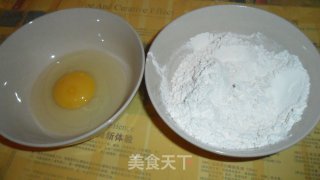 中式三明治的做法步骤：1