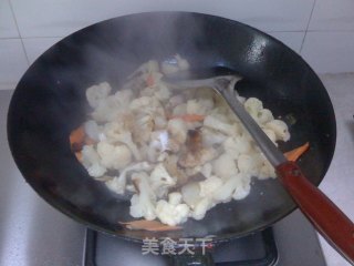 肉炒菜花的做法步骤：6