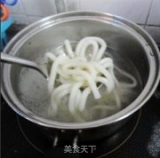 盐焗虾--海鲜乌冬汤面的做法步骤：3