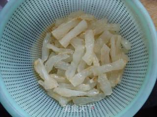 美容菜-----口蘑腐竹炒蹄筋的做法步骤：6