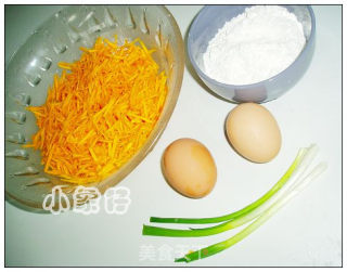 南瓜鸡蛋饼的做法步骤：1