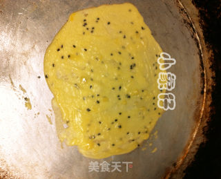 酥脆蛋卷儿的做法步骤：9