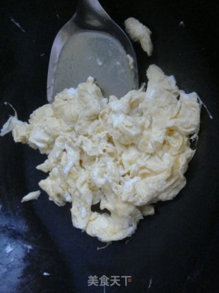 茭白炒鸡蛋的做法步骤：3