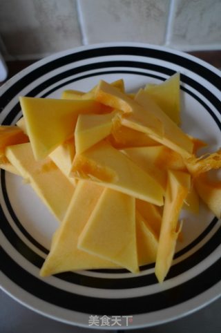 秋天的金瓜牛肉饭——无油版超香蒸制美食的做法步骤：2