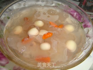 莲子银耳汤的做法步骤：6