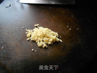 蒜茸炒丝瓜的做法步骤：4