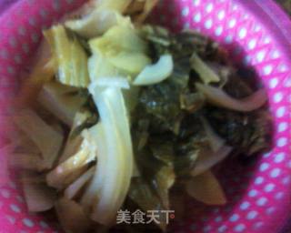 酸辣牛肉面的做法步骤：2