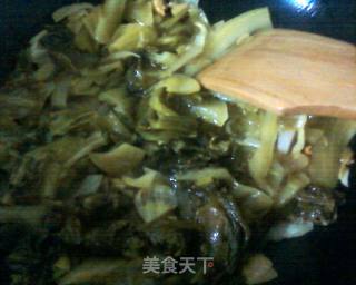 酸辣牛肉面的做法步骤：4