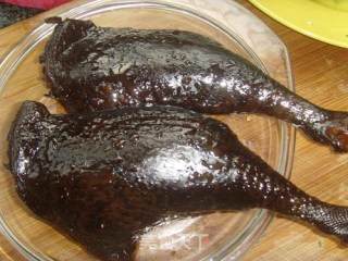 酱鸭蒸粉条的做法步骤：1