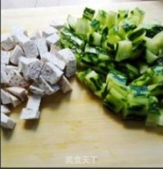 咸鱼炒饭的做法步骤：2