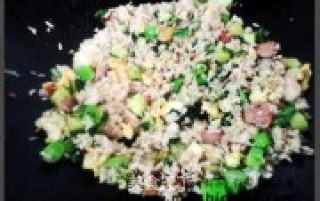 剩菜剩饭大作战--彩色炒饭的做法步骤：8